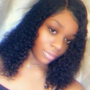 Meet your Posher, Brianna